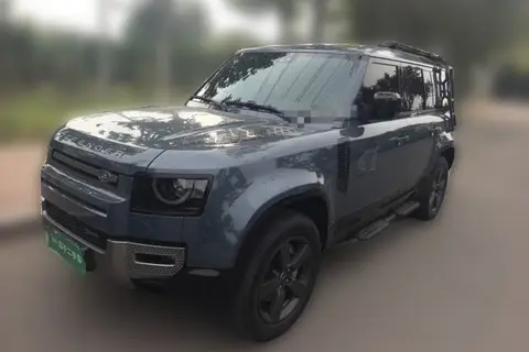 Land Rover Defender 2021