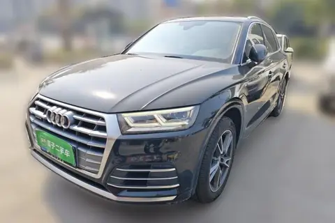 Audi Q5L 2021