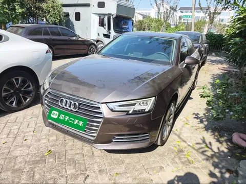 Audi A4L 2016
