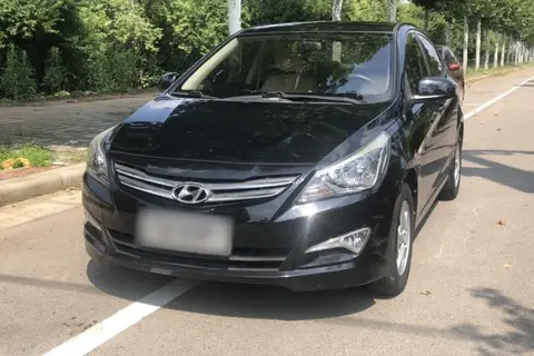 Hyundai Reina 2015
