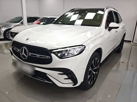Mercedes-Benz GLC 2023