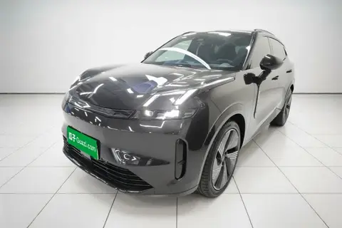 Lynk & Co 08 EM-P 2024