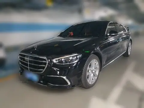 Mercedes-Benz S-Class 2025