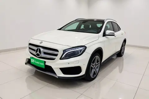 Mercedes-Benz GLA 2016