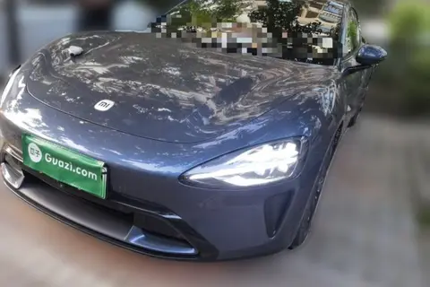 Xiaomi SU7 2024