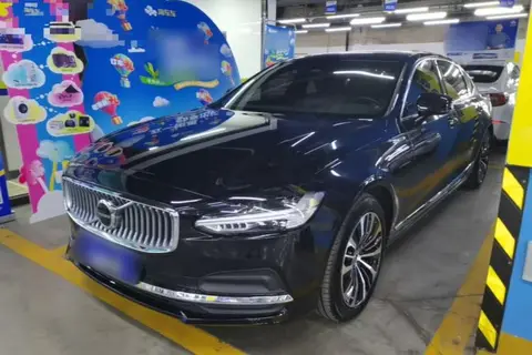 Volvo S90 2023