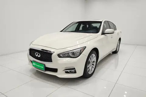 Infiniti Q50L 2015