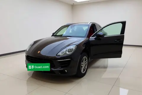 Porsche Macan 2016