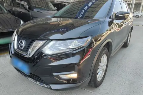 Nissan X-Trail 2025