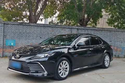 Toyota Camry 2021