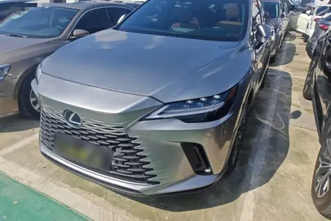 Lexus RX 2023