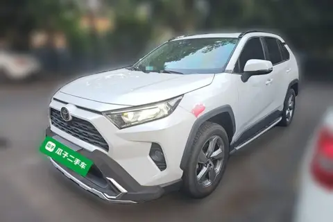 Toyota RAV4 2021