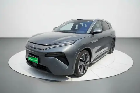 BYD Tang L 2025