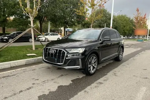 Audi Q7 2021