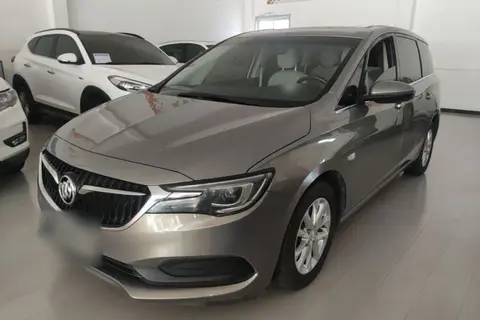 Buick GL6 2019
