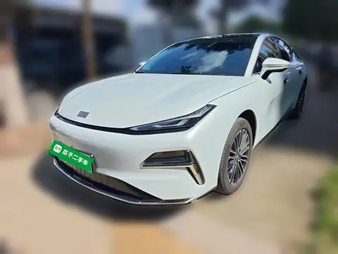 Geely Galaxy Starshine 8 2026
