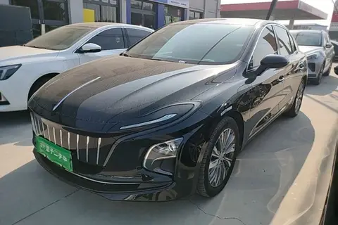 Hongqi E-QM5 2024