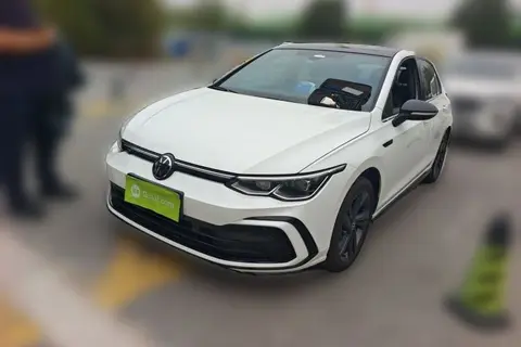 Volkswagen Golf 2023