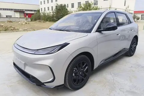 ARCFOX T1 2026