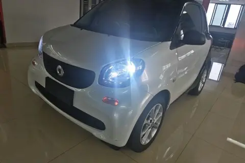 smart fortwo 2018