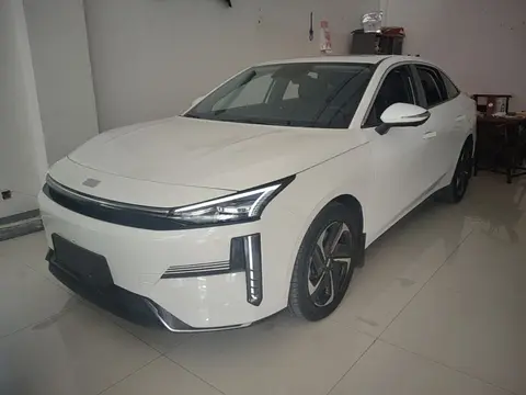 Geely Galaxy L6 2024