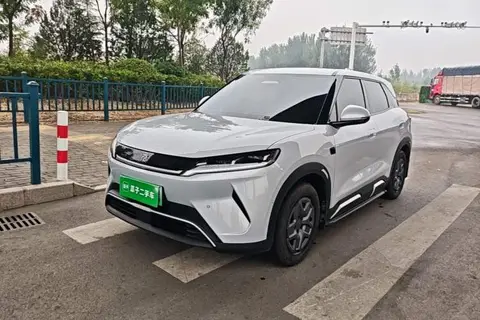 BYD Yuan UP 2025