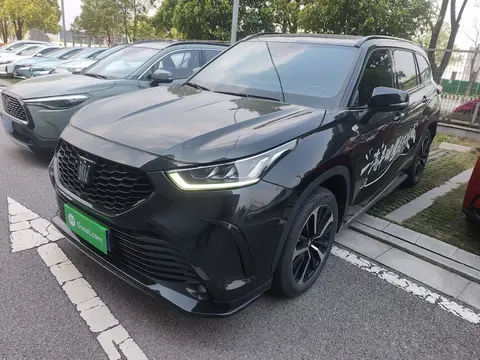 Toyota Crown Kluger 2021