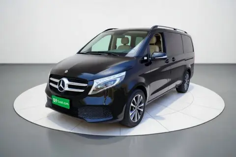 Mercedes-Benz V-Class 2021