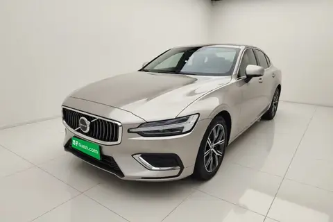 Volvo S60 2022
