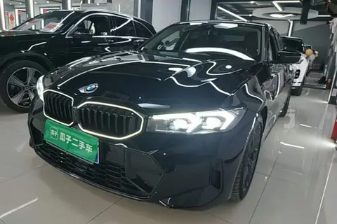 BMW 3 Series 2025