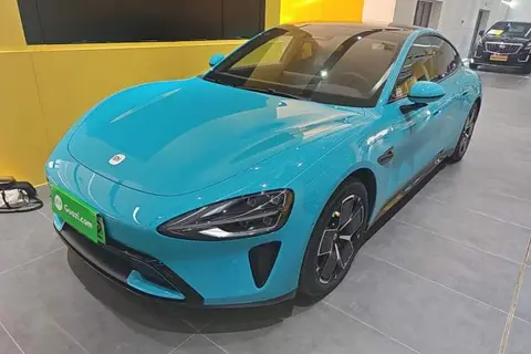 Xiaomi SU7 2025