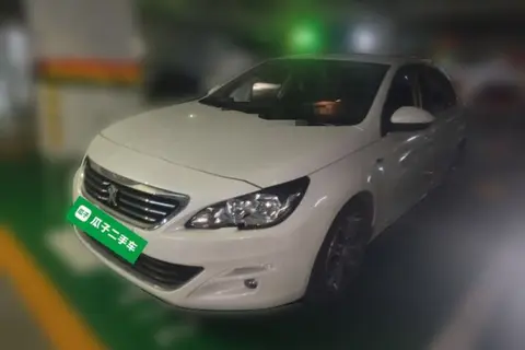 Peugeot 408 2016