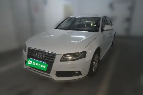 Audi A4L 2011