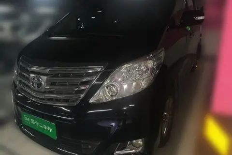 Toyota Alphard 2013