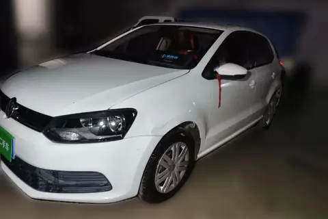Volkswagen Polo 2016