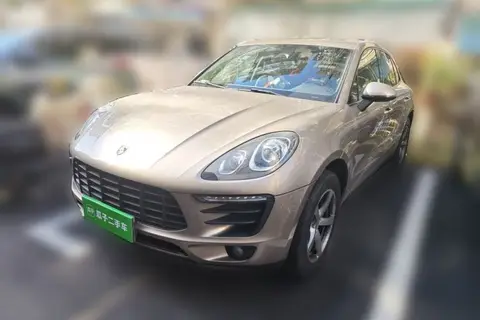 Porsche Macan 2015
