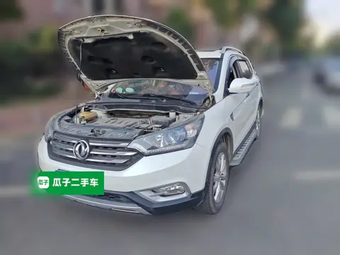 Dongfeng AX7 2015