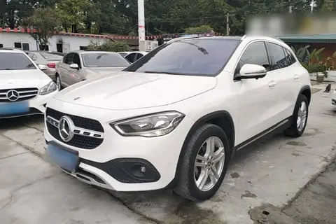 Mercedes-Benz GLA 2020