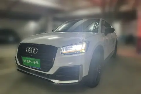 Audi Q2L 2018