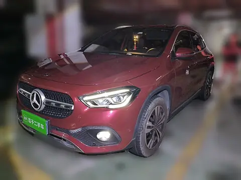 Mercedes-Benz GLA 2020
