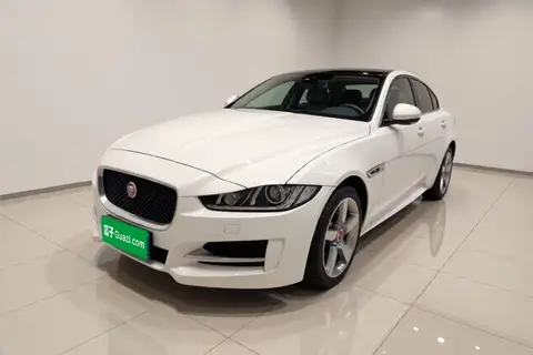 Jaguar XE 2016