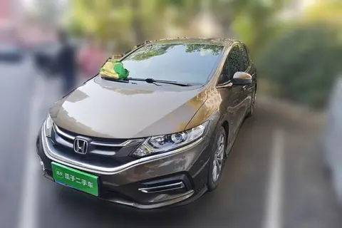 Honda Jade 2017