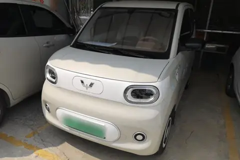 Wuling Hongguang MINIEV 2025