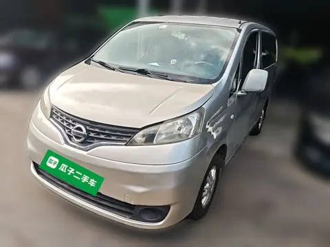 Nissan NV200 2012