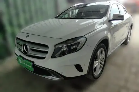 Mercedes-Benz GLA 2016