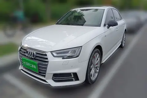 Audi A4L 2018