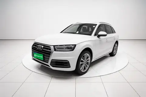 Audi Q5L 2019