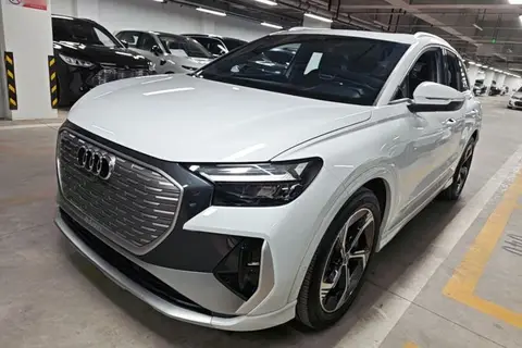 Audi Q4 e-tron 2023
