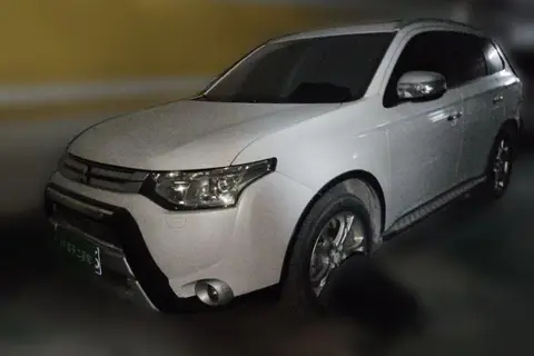 Mitsubishi Outlander 2014