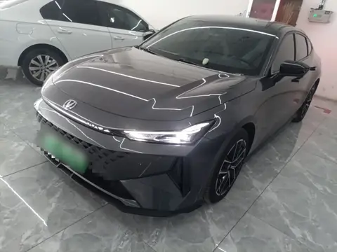 Changan UNI-V iDD 2024